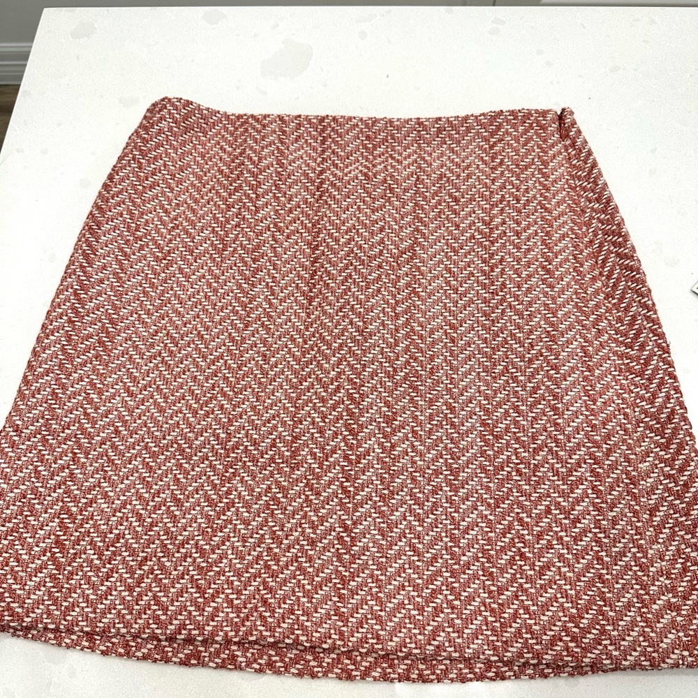 Loft skirt